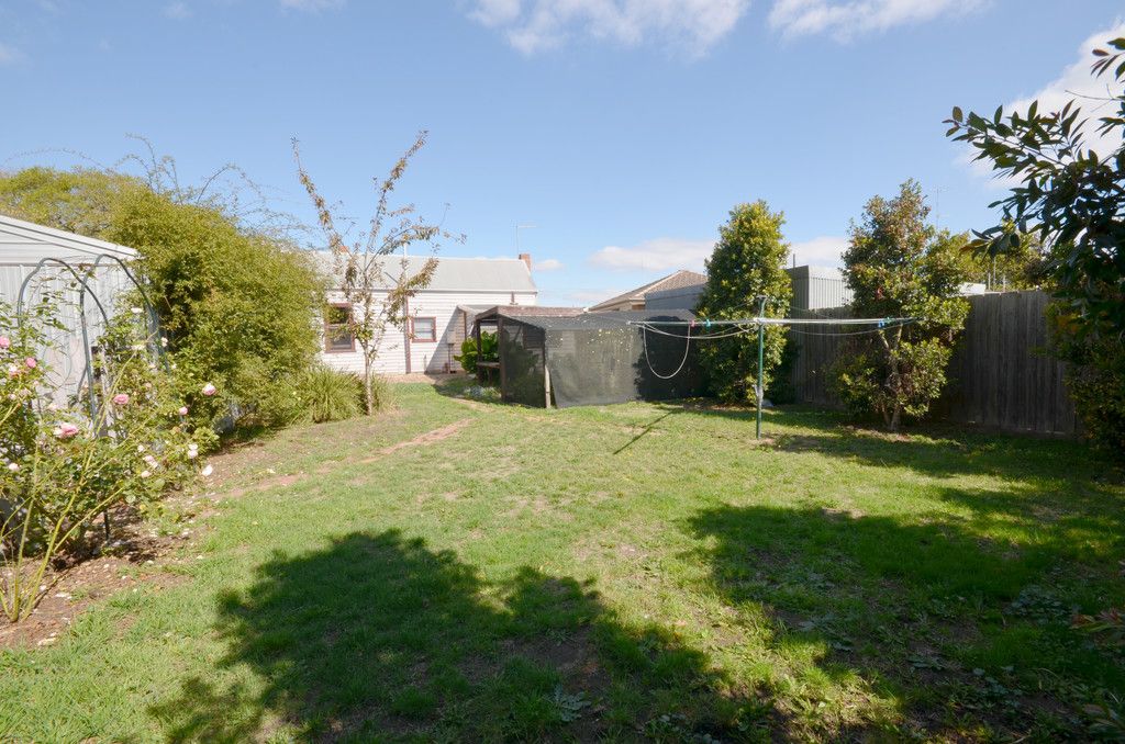 4 Cuthberts Road, Alfredton, VIC 3350