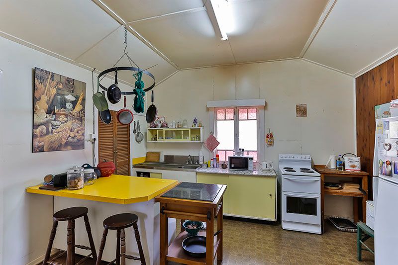 16 Haig Street, SOUTH TOOWOOMBA, QLD 4350
