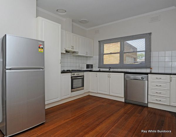 18 Maryborough Avenue, KINGSBURY, VIC 3083