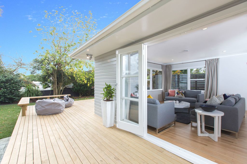 10 David Avenue, Hill Park, Manukau City