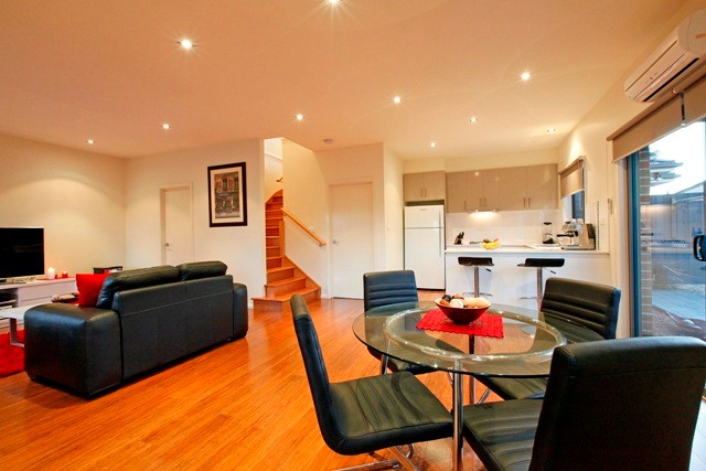 1/5 Acheron Avenue, Reservoir, VIC 3073