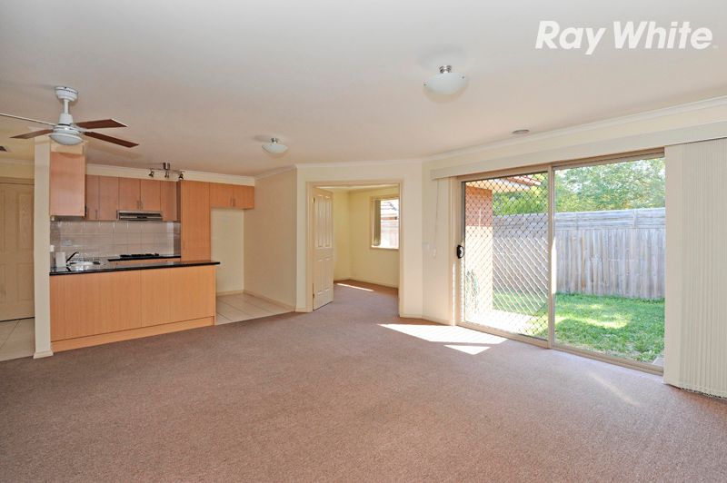 2/40 Scott Grove, Kingsbury, VIC 3083