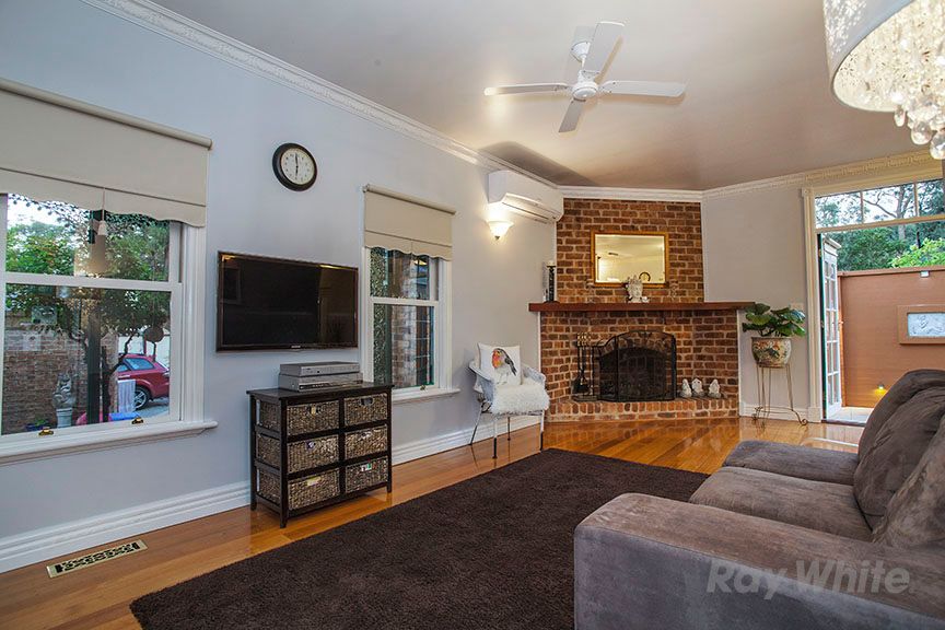 2/34 Hutton Avenue, Ferntree Gully, VIC 3156