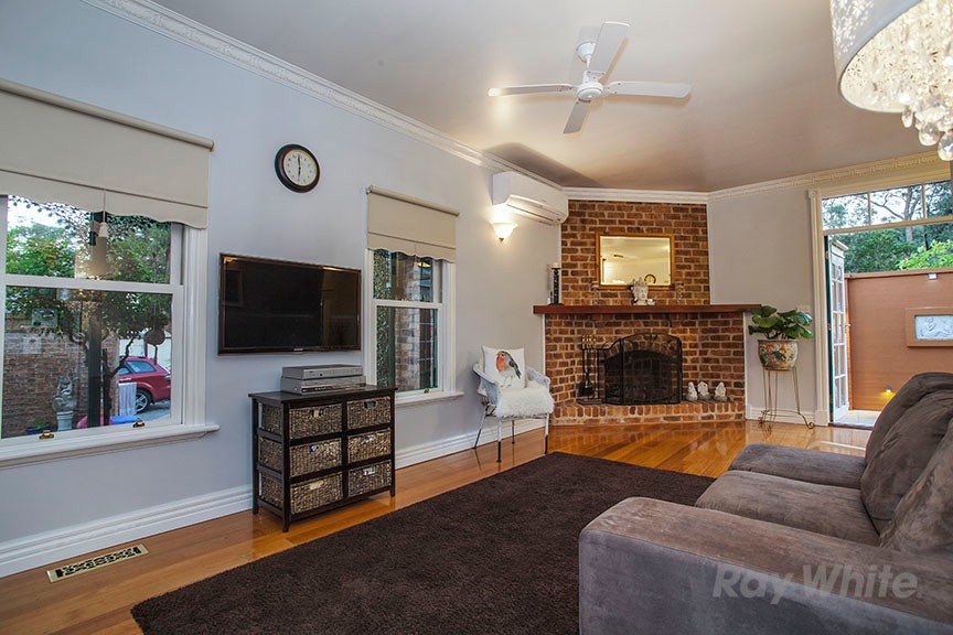 2/34 Hutton Avenue, Ferntree Gully, VIC 3156