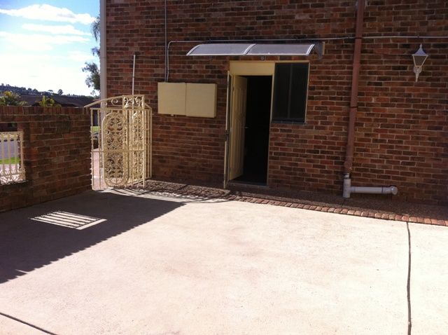 8/2 Lewers Close, ABBOTSBURY, NSW 2176