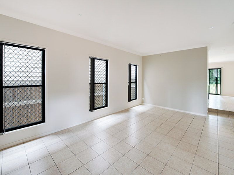 Seven Hills, QLD 4170