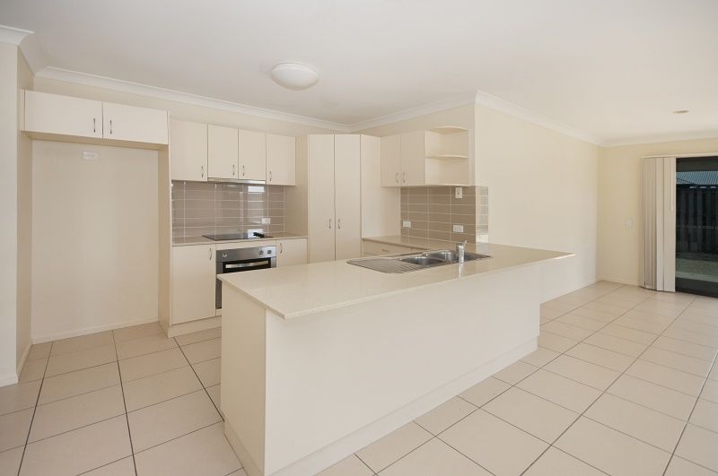 26 Miami Terrace, Blacks Beach QLD 4740