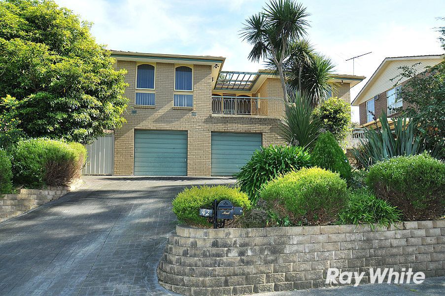 42 Brentwood Drive, WANTIRNA, VIC 3152