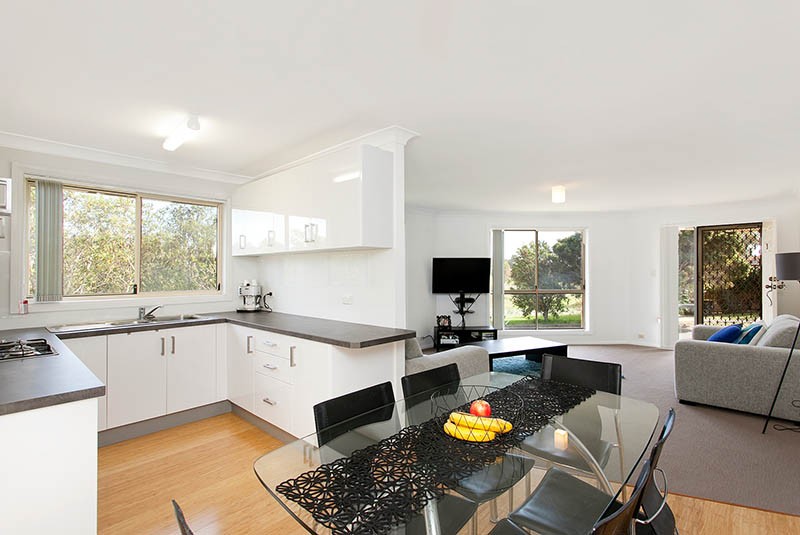 3/3 Baronda Close, Flinders, NSW 2529