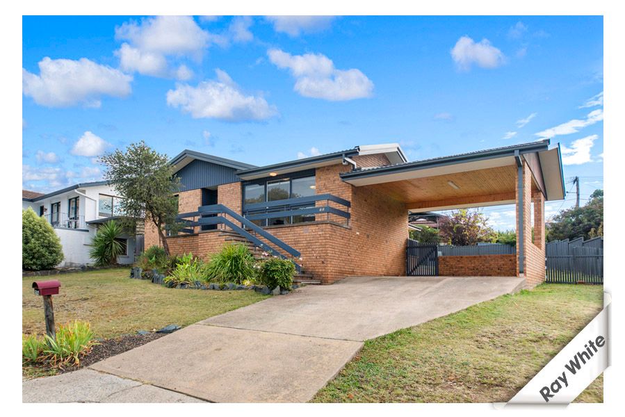 15 Alfred Hill Drive, Melba ACT 2615