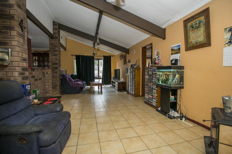 27 Corella Street, Lesmurdie, WA 6076