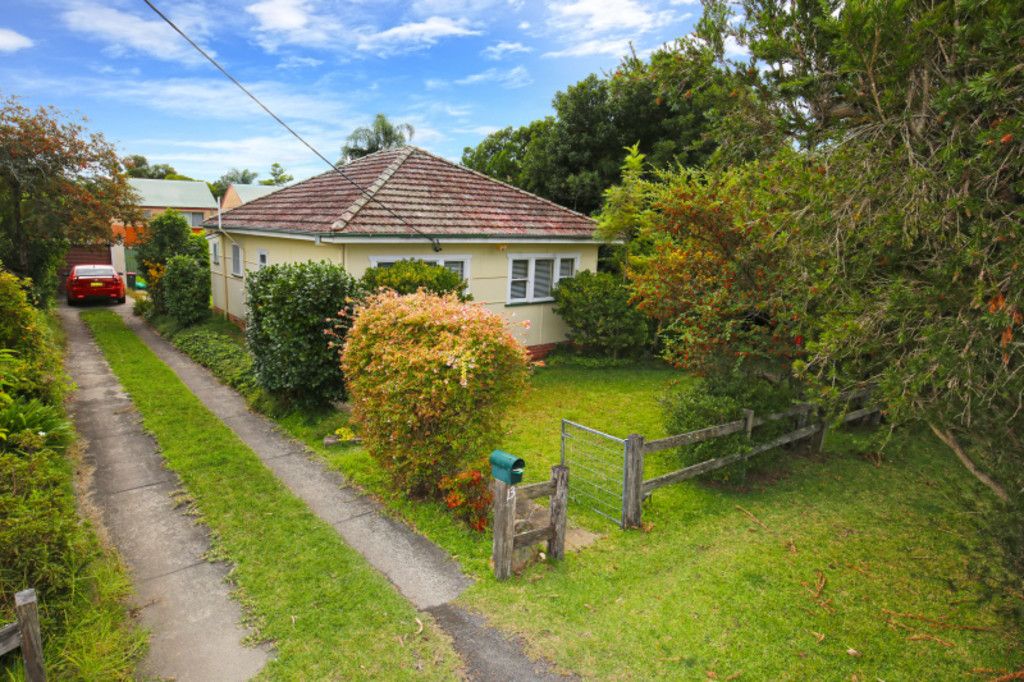 13 Huxley Street, Nowra NSW 2541