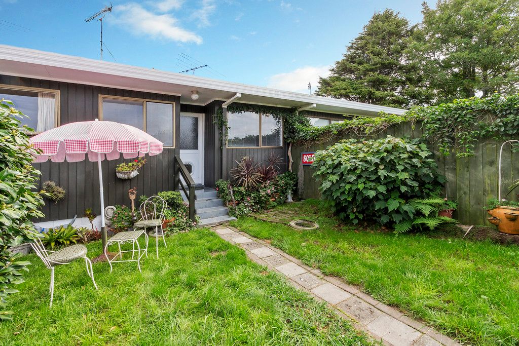 2/41 Chatsworth Crescent, Pakuranga, Manukau City