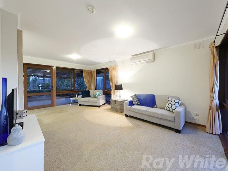 41 Taupo Crescent, Rowville, VIC 3178