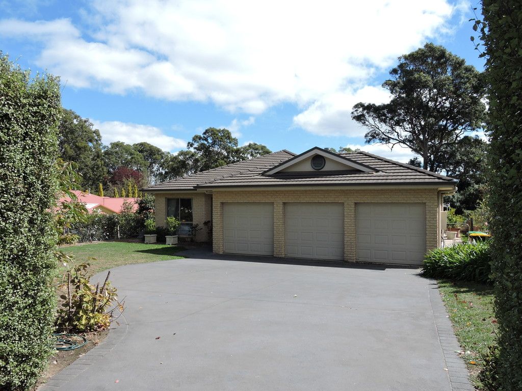 43 Rowland Road, Bowral, NSW 2576