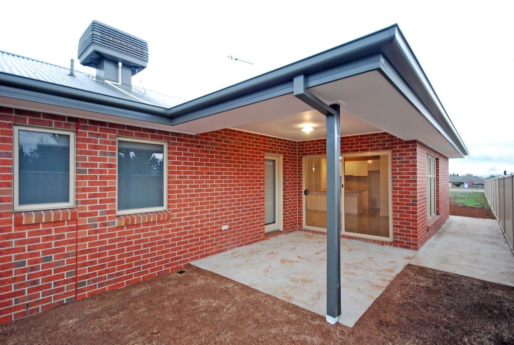 2 United Court, Miners Rest, VIC 3352