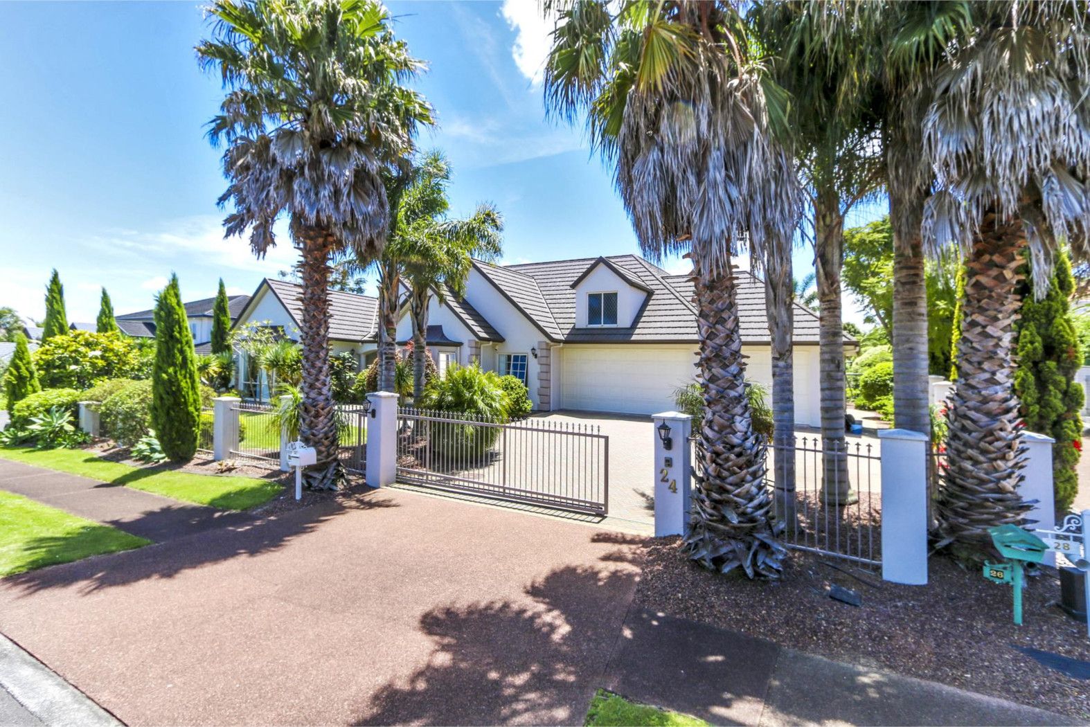24 Manor Park, Sunnyhills, Manukau City