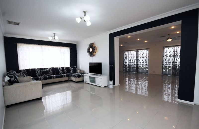 298 North Liverpool Road, Green Valley, NSW 2168