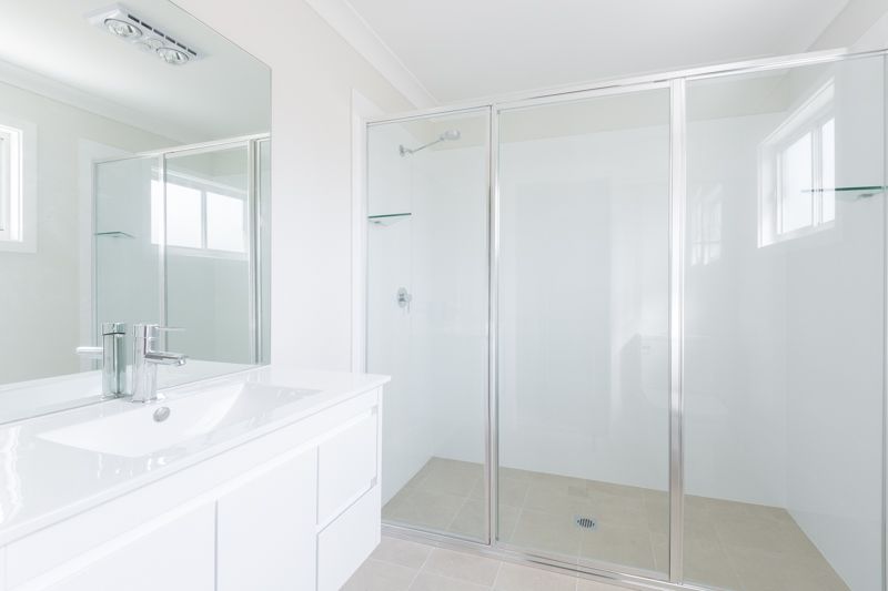 2/60 Kingston Street, Oak Flats, NSW 2529