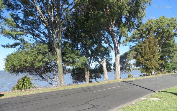 47 Esplanade, Deception Bay, QLD 4508