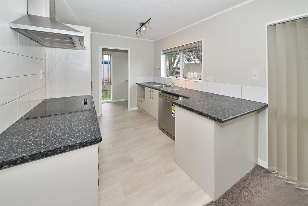 1/6 Trimdon Street, Randwick Park, Manukau City