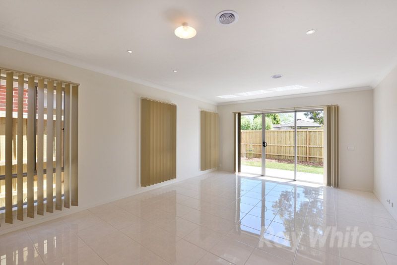 33 Kathryn Road, KNOXFIELD, VIC 3180