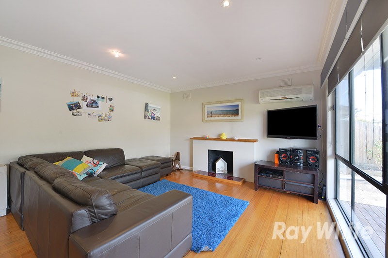 14 The Ridge West, Knoxfield, VIC 3180