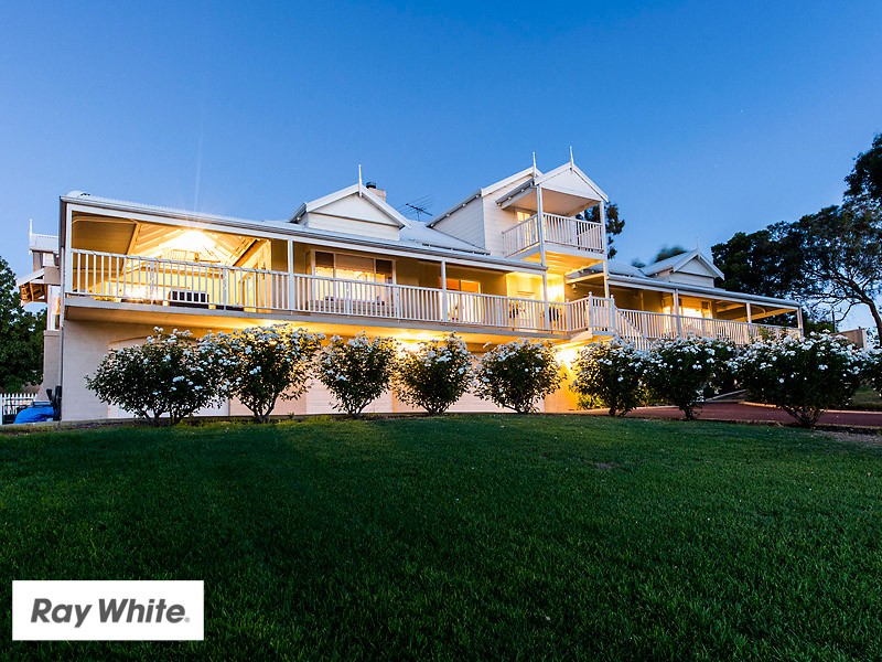 2 Newlands Grove, Gooseberry Hill, WA 6076