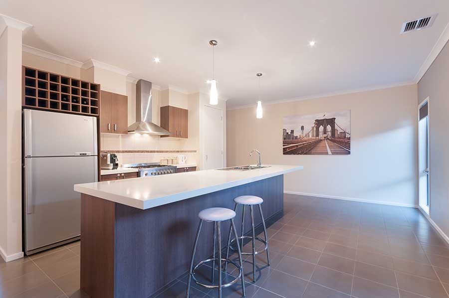 18 Silvan Terrace, GREENVALE, VIC 3059