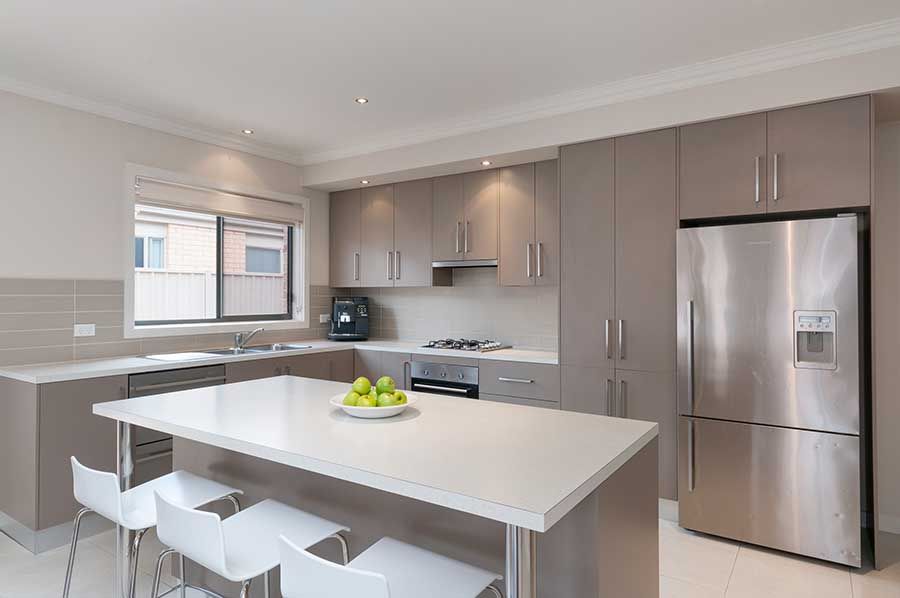 8 Dampier Close, Craigieburn, VIC 3064