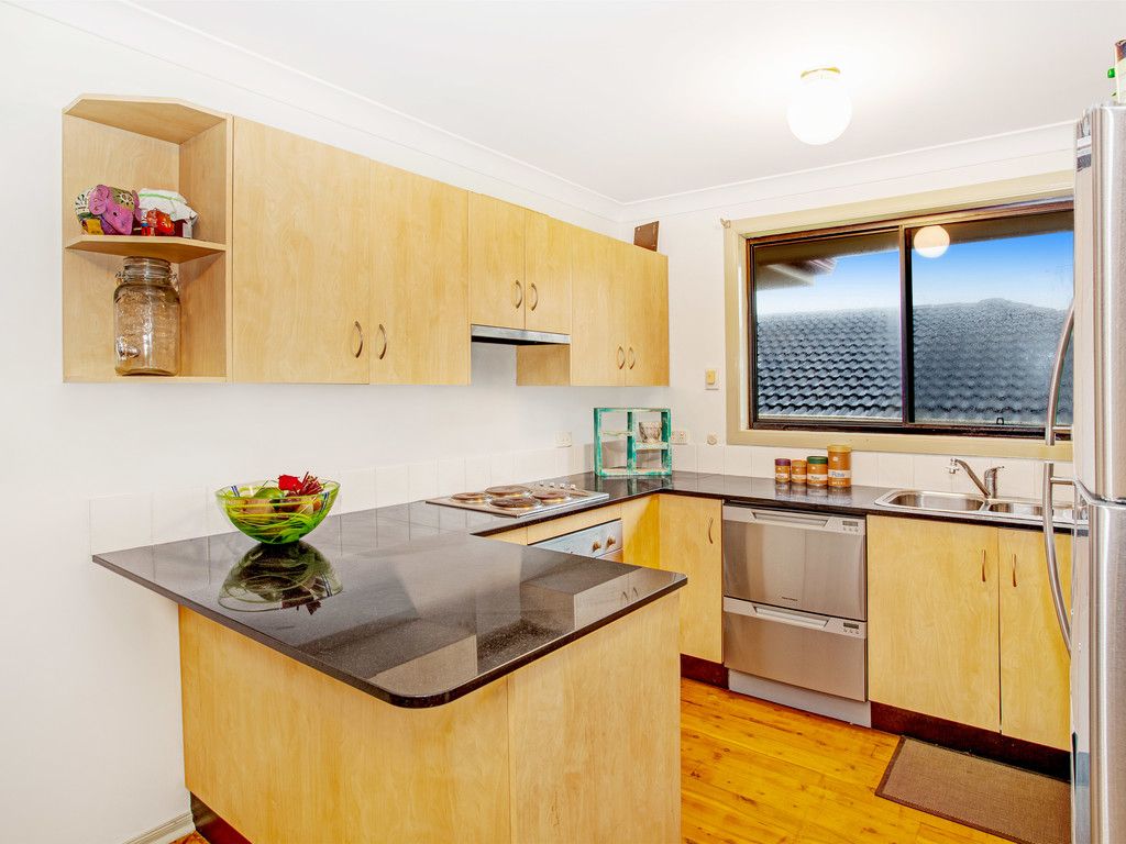 2/145 Parkes Street, Helensburgh, NSW 2508