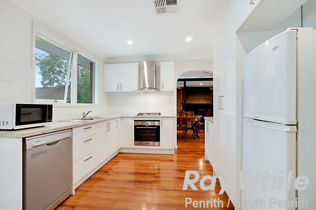 55 Brooker Street, Colyton, NSW 2760