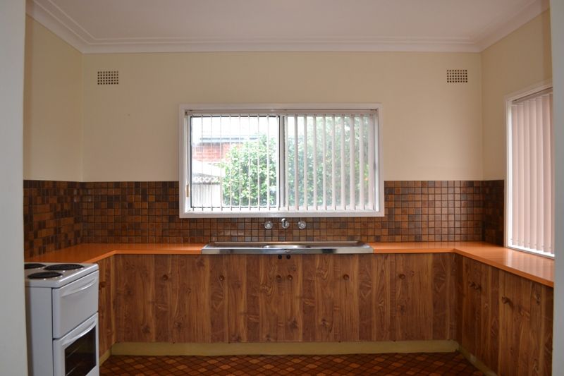 99 Mount Keira Road, West Wollongong, NSW 2500