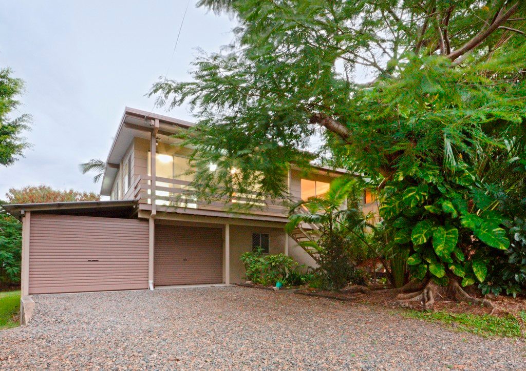 24 Stewart Drive, Cannonvale QLD 4802