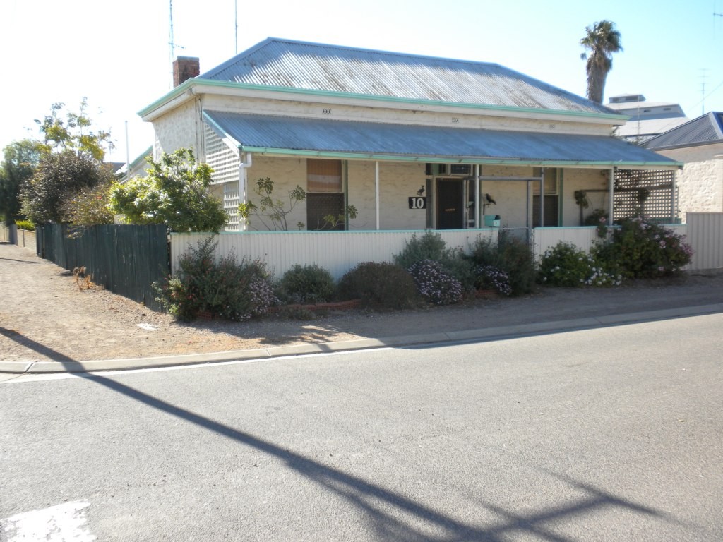 10 Mair Street, WALLAROO, SA 5556