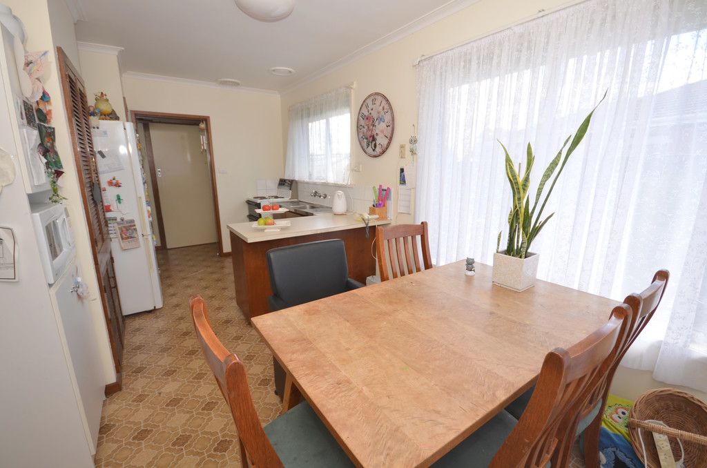1243 Norman Street, Wendouree, VIC 3355