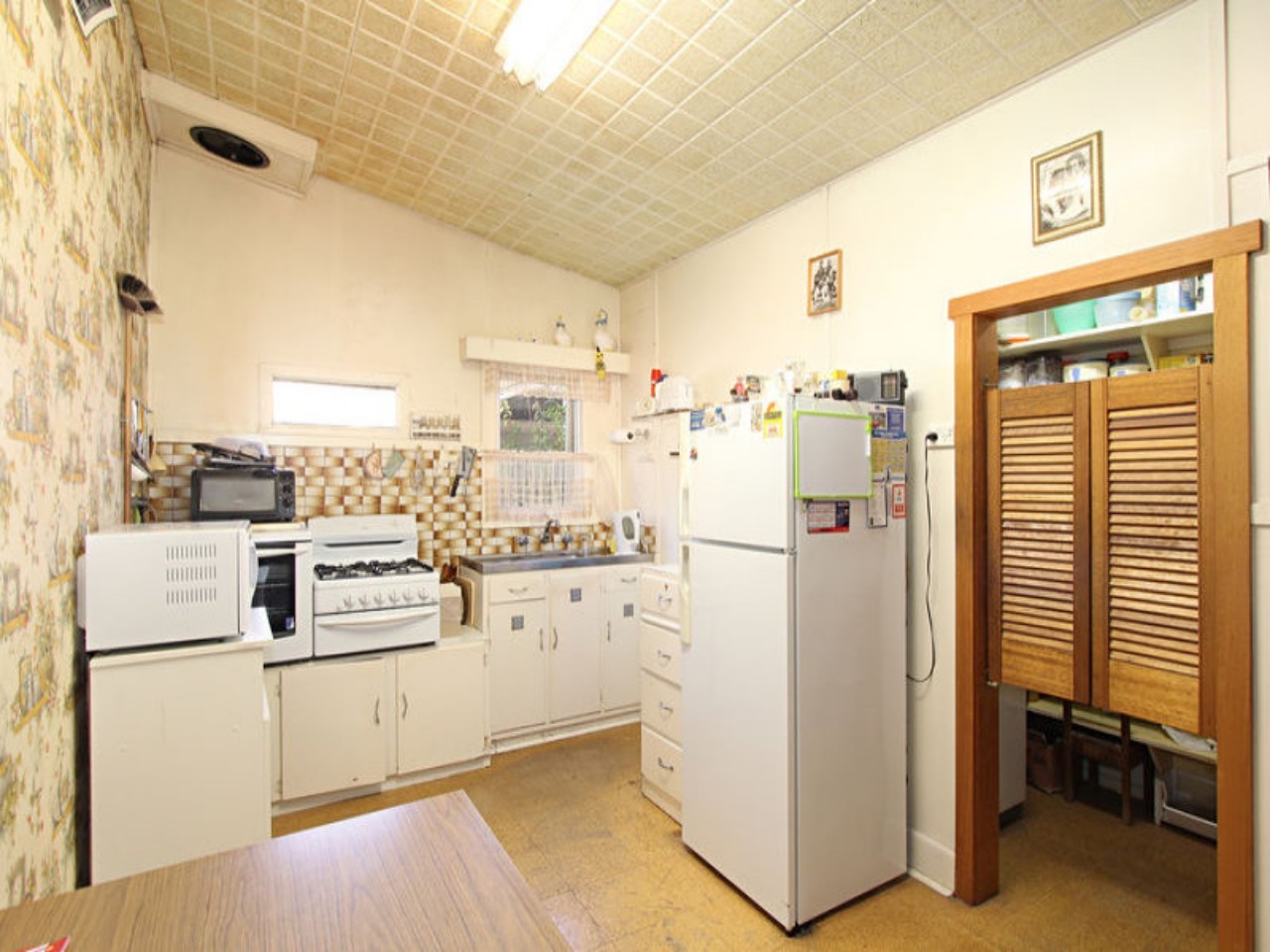 37 Normanby Street, HUGHESDALE, VIC 3166