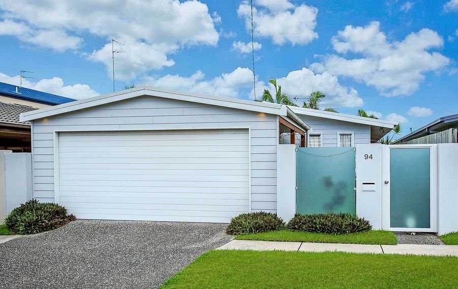 94 Nobby Parade, Miami, QLD 4220