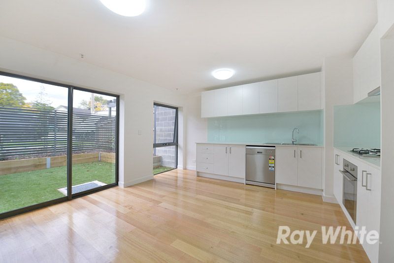 1/10 Alfrick Road, Croydon, VIC 3136