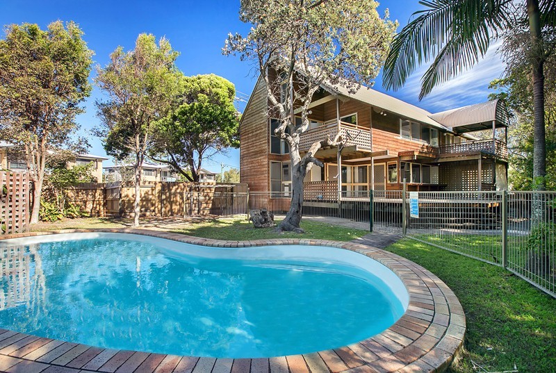 17 Ngungun Street, DICKY BEACH, QLD 4551
