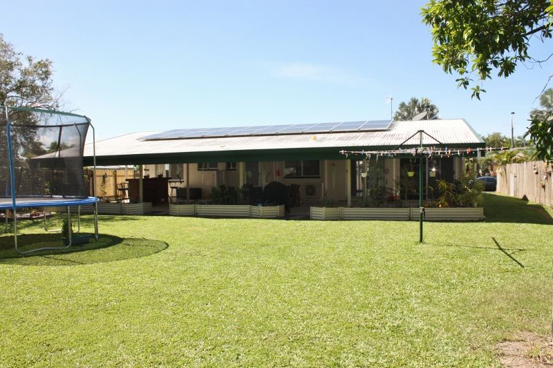 19 Vigilant Close, Bentley Park, QLD 4869