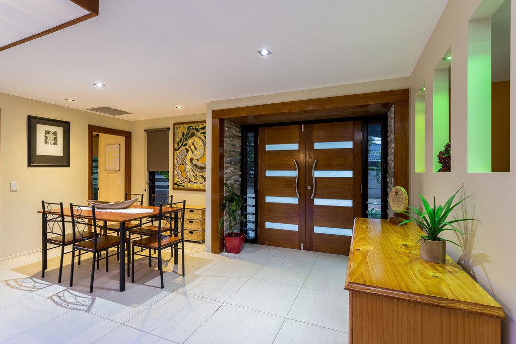 13 Ainsley Avenue, Ashmore, QLD 4214