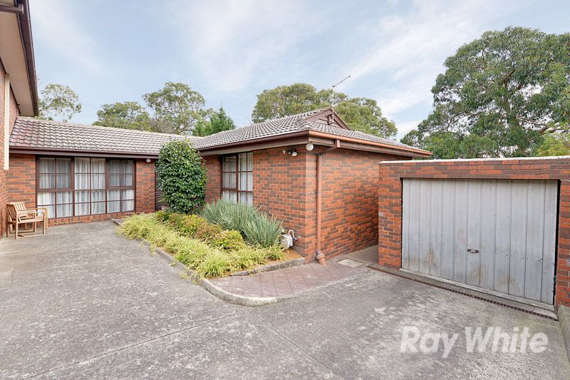 4 The Crescent, Ferntree Gully VIC 3156