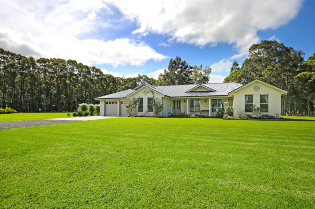 111 Taylors Lane, Cambewarra, NSW 2540