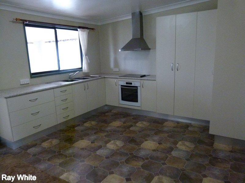 16 Holloway Street, Forbes, NSW 2871