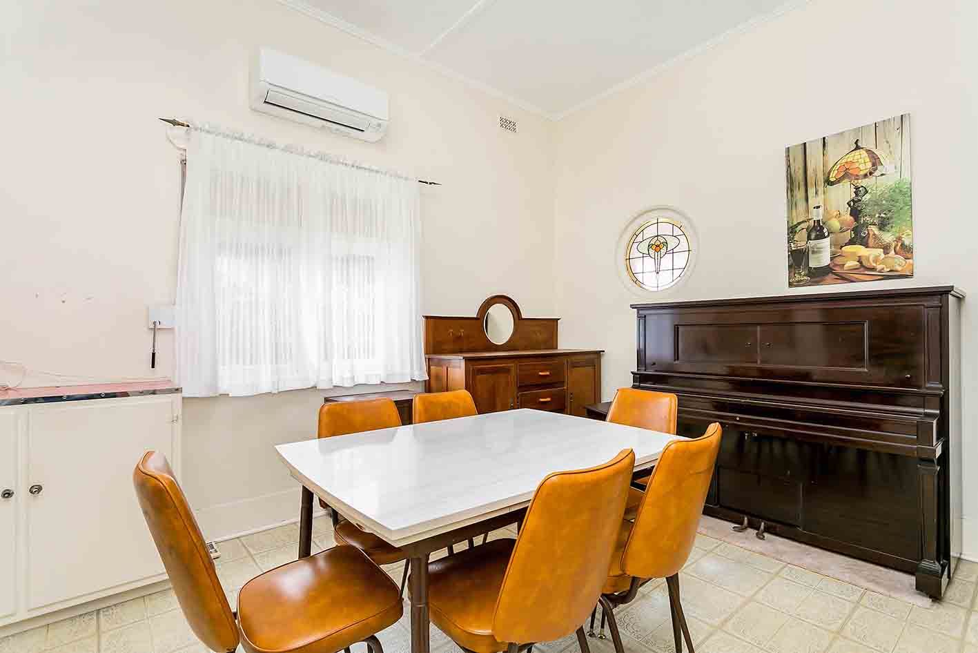 11 Chester Street, Largs Bay, SA 5016