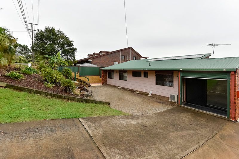 142 Barbaralla Drive, Springwood, QLD 4127