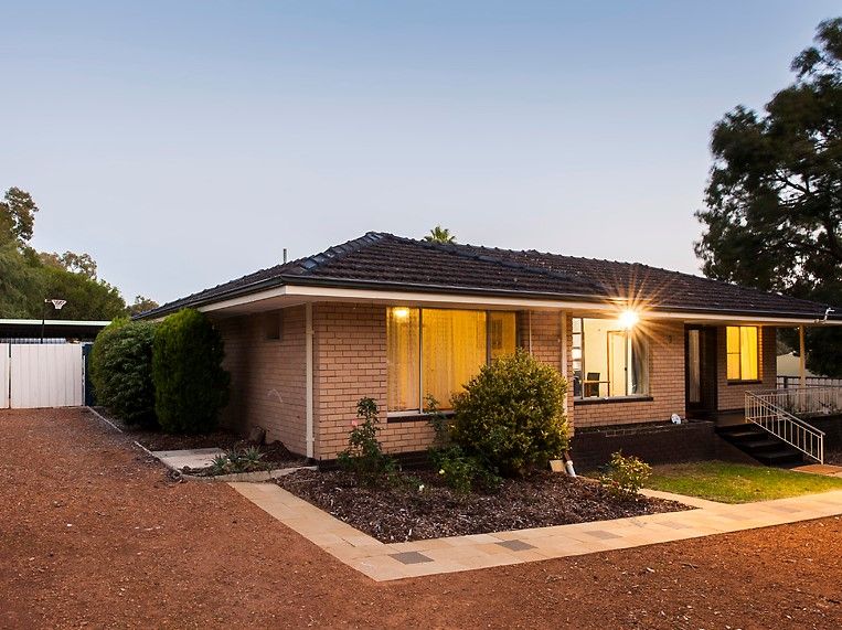 3 Grevillea Road, Walliston, WA 6076