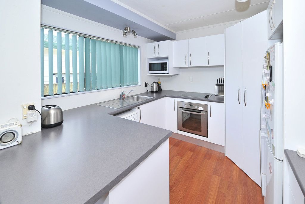 12B Graham Road, Conifer Grove, Manukau City
