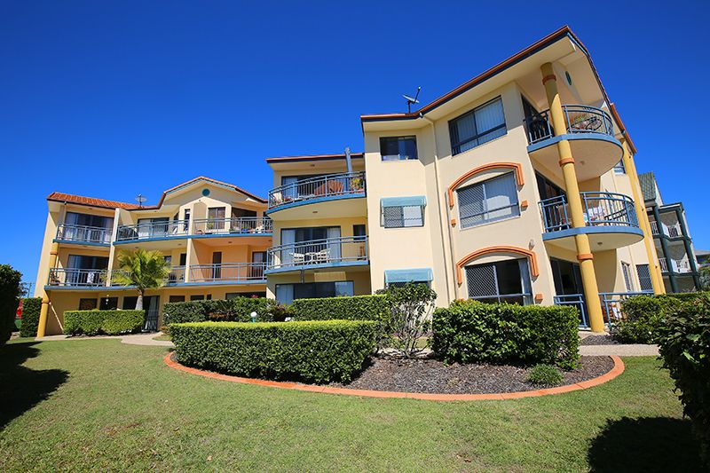 1/201-203 Bradman Avenue, Maroochydore, QLD 4558